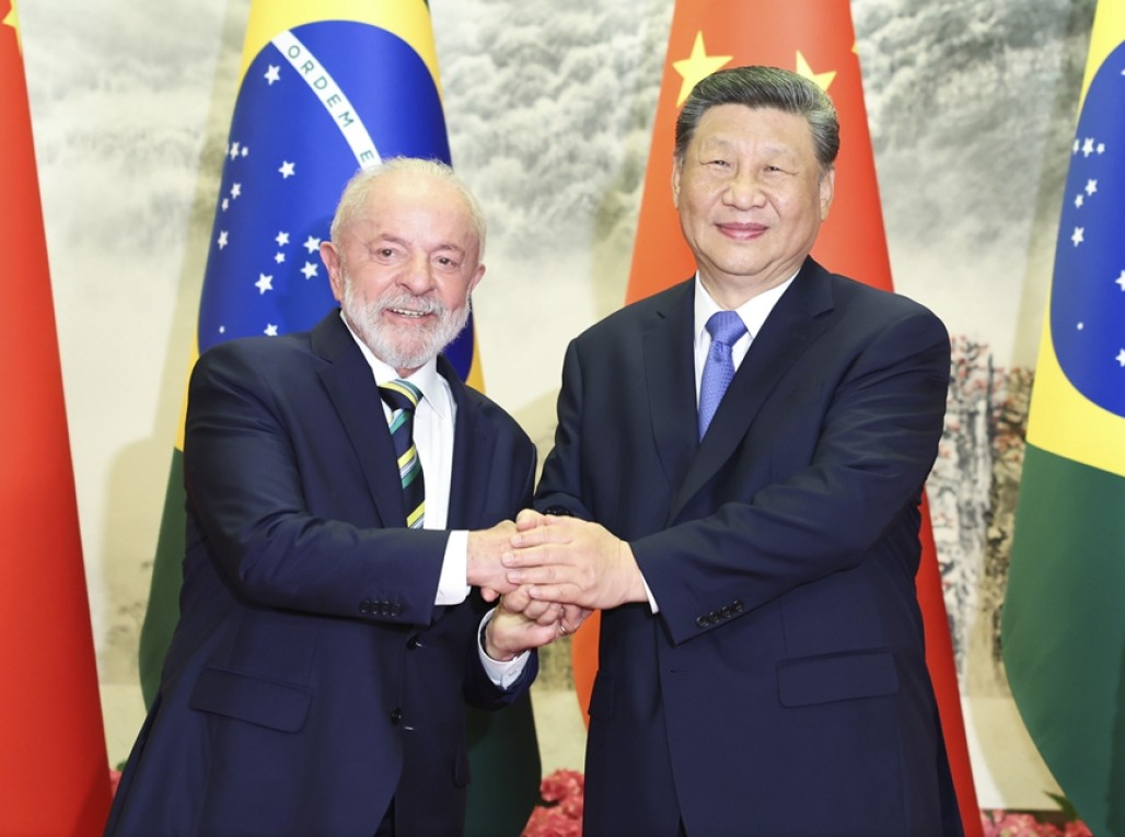 习近平同巴西总统卢拉会谈