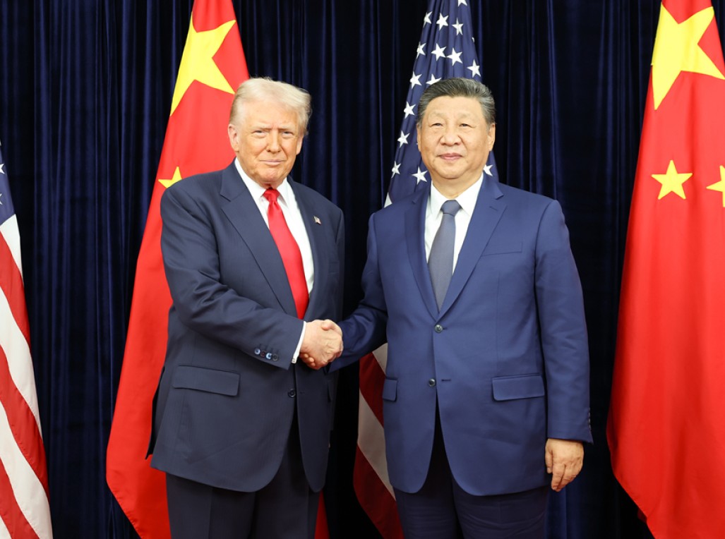 习近平同美国总统特朗普在釜山举行会晤