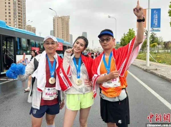 台湾&ldquo;跑旅团&rdquo;在兰马：享受跑步，乐在途中