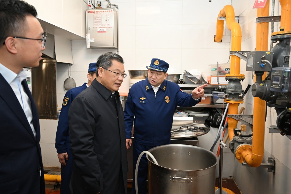 1765155070988773.jpg 9.jpg