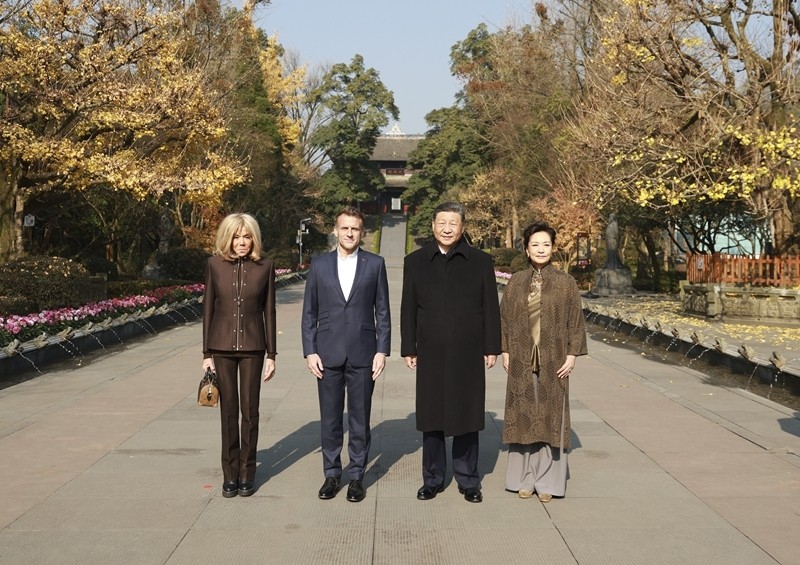 1765154792188828.jpg 5.jpg